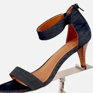 Elegant Blue Women's Heels